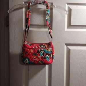 NWOT Authentic Vera Bradley, Vibrant Quilted Floral Crossbody Bag